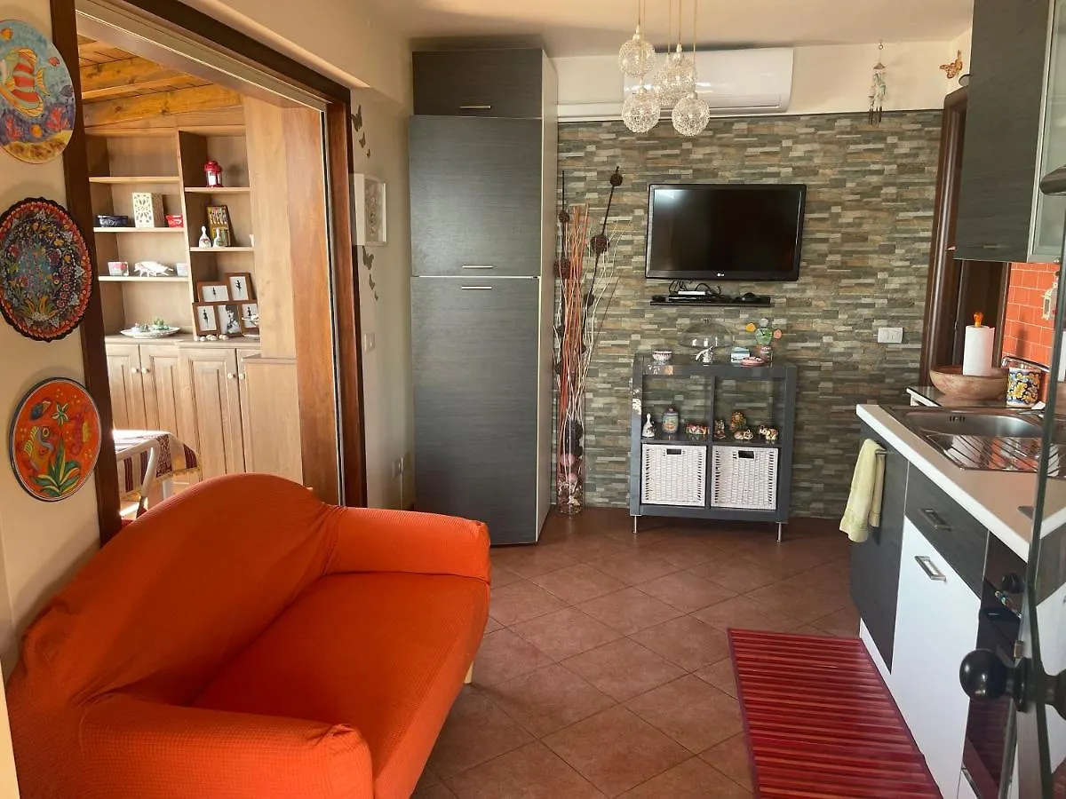 Casa Vacanze Cuzari Apartment Letojanni